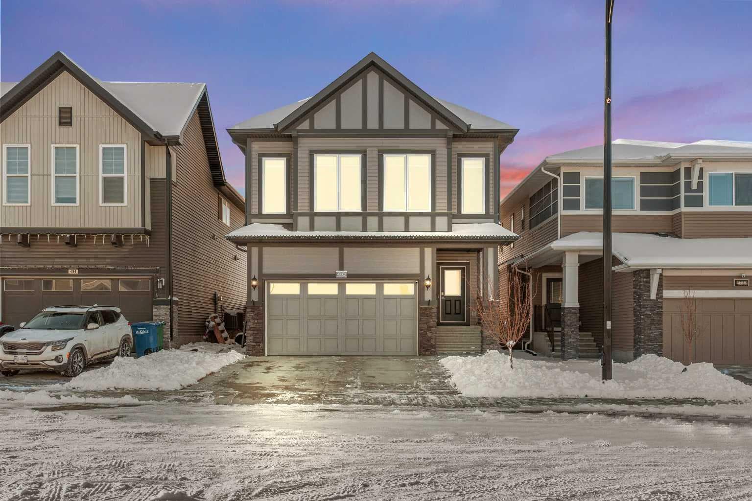 492 Chinook Gate Square SW
