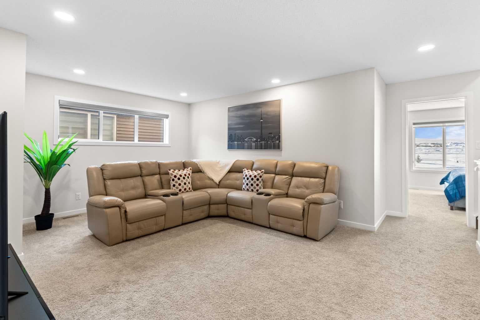 492 Chinook Gate Square SW