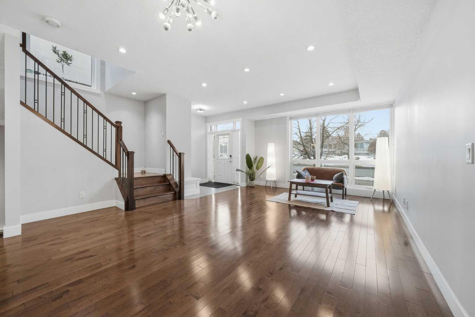 2018 37 Street SW