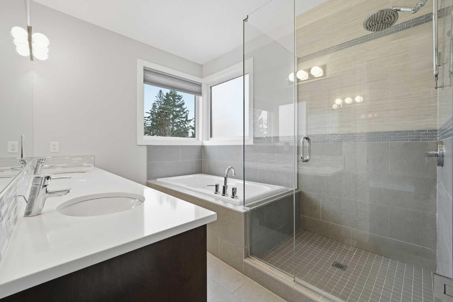 2018 37 Street SW