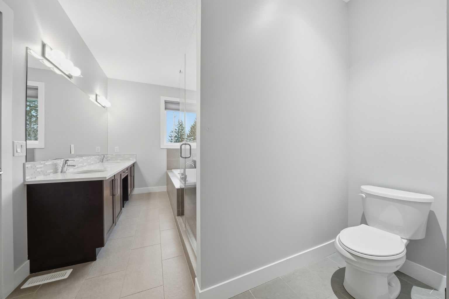 2018 37 Street SW