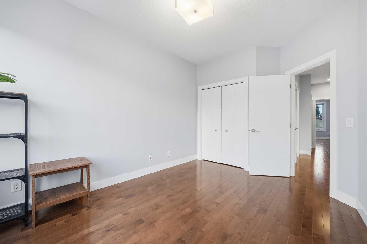 2018 37 Street SW