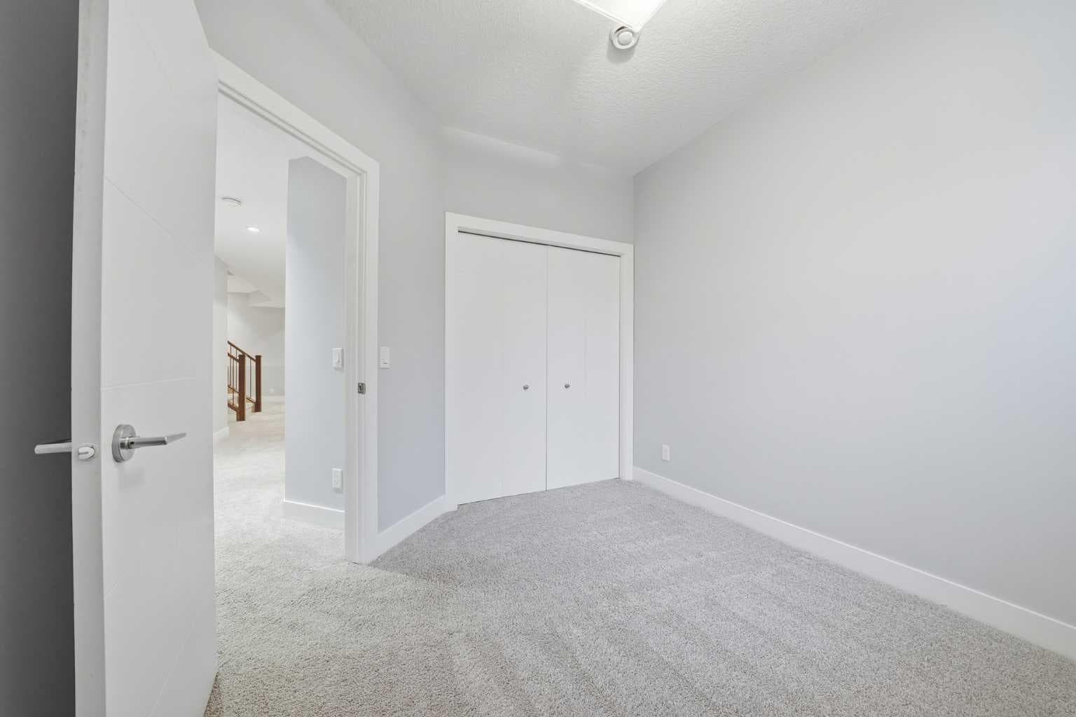 2018 37 Street SW