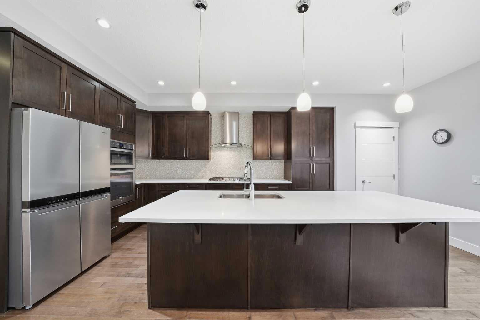 2018 37 Street SW