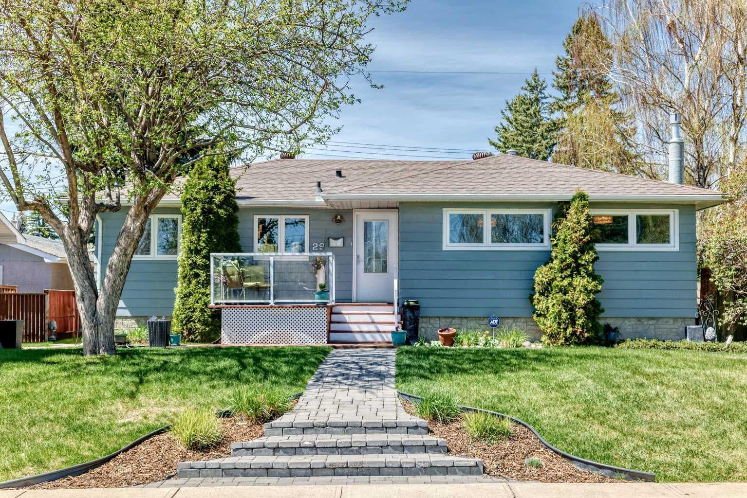 29 Chisholm Crescent NW
