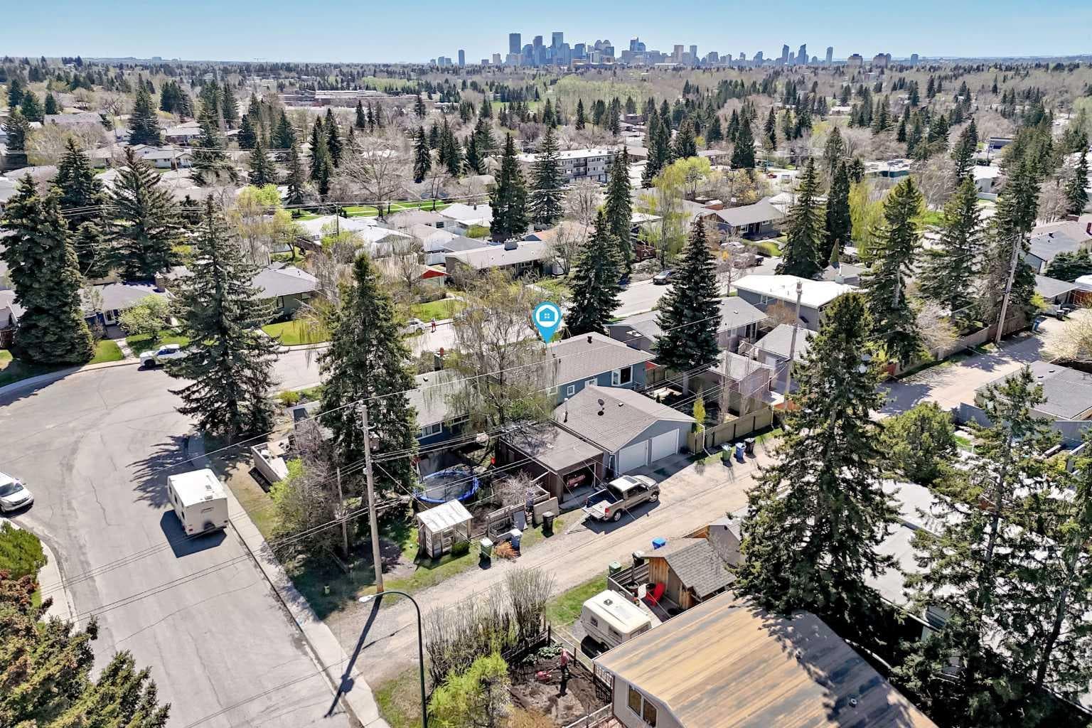 29 Chisholm Crescent NW