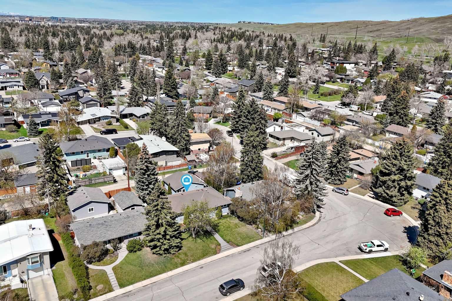 29 Chisholm Crescent NW
