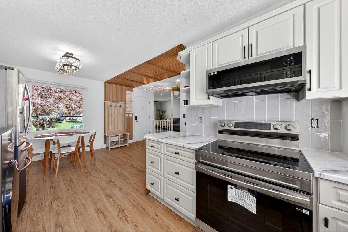 227 Martell Road NE