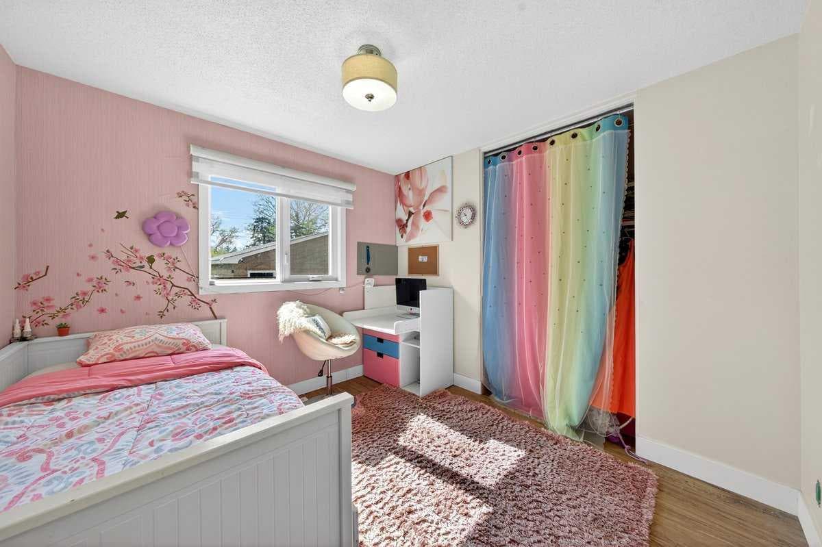 227 Martell Road NE