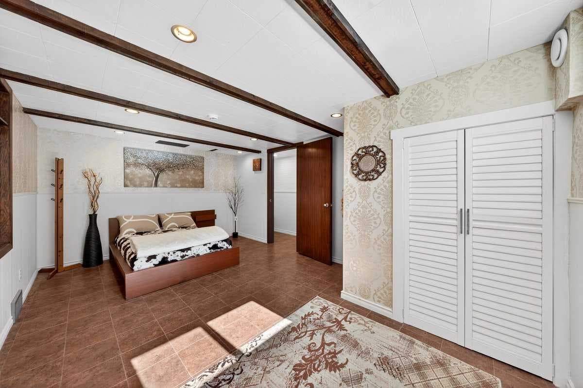 227 Martell Road NE