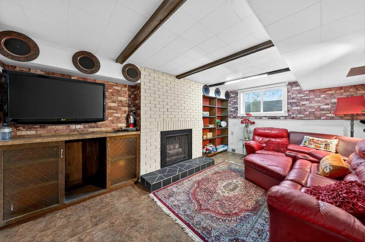 227 Martell Road NE