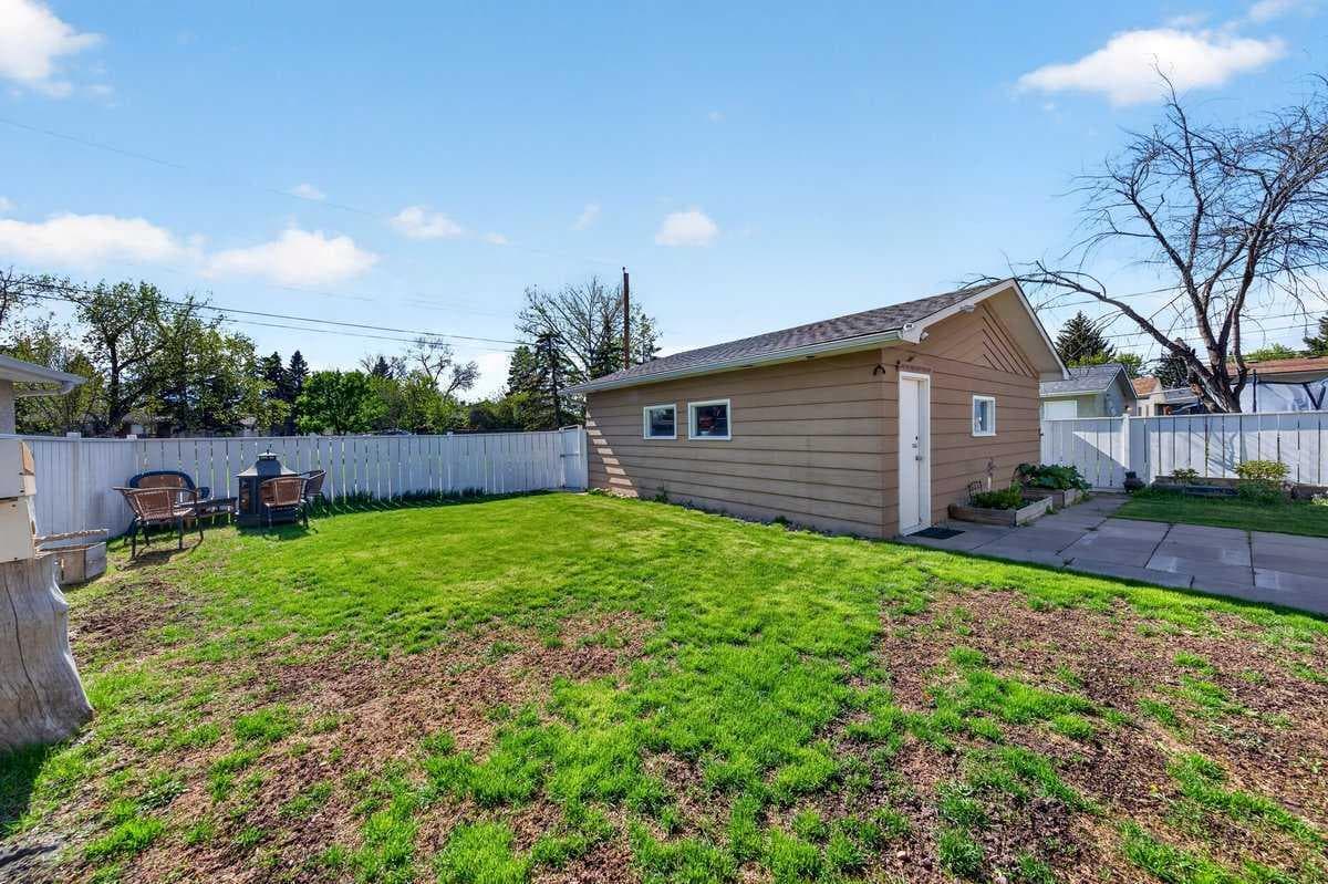 227 Martell Road NE
