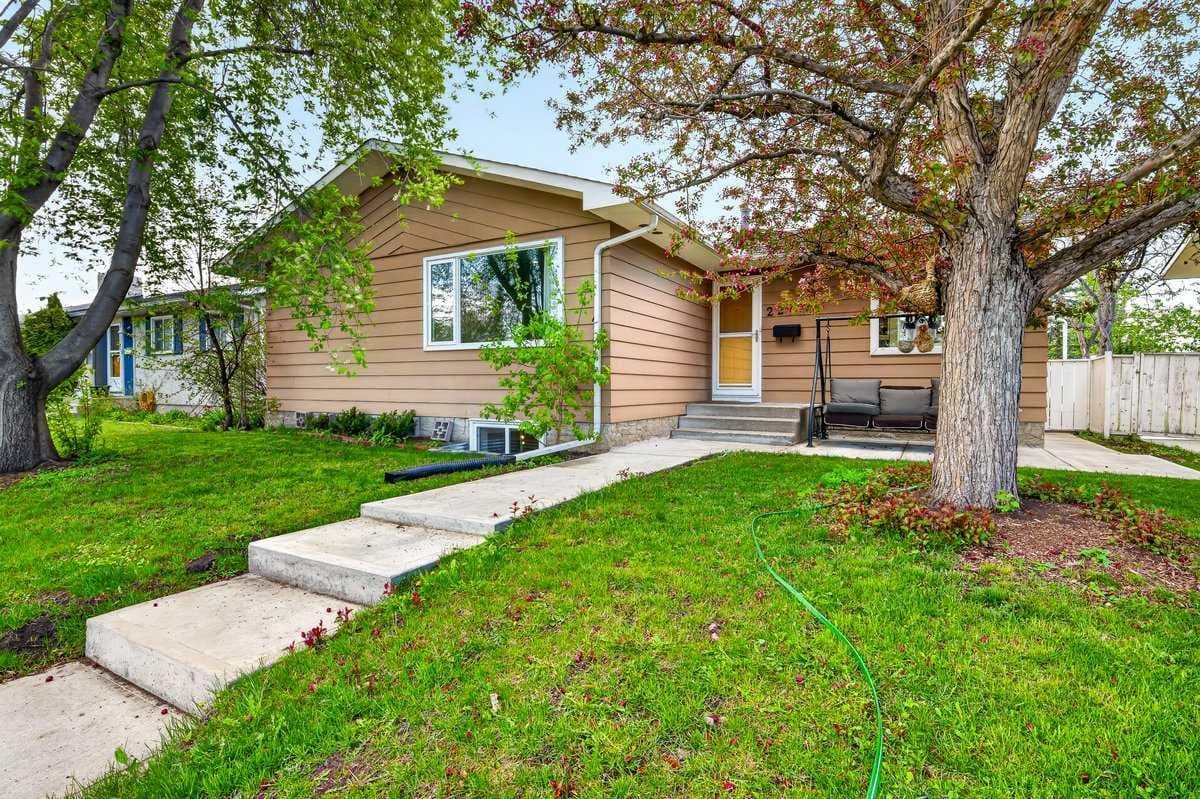 227 Martell Road NE