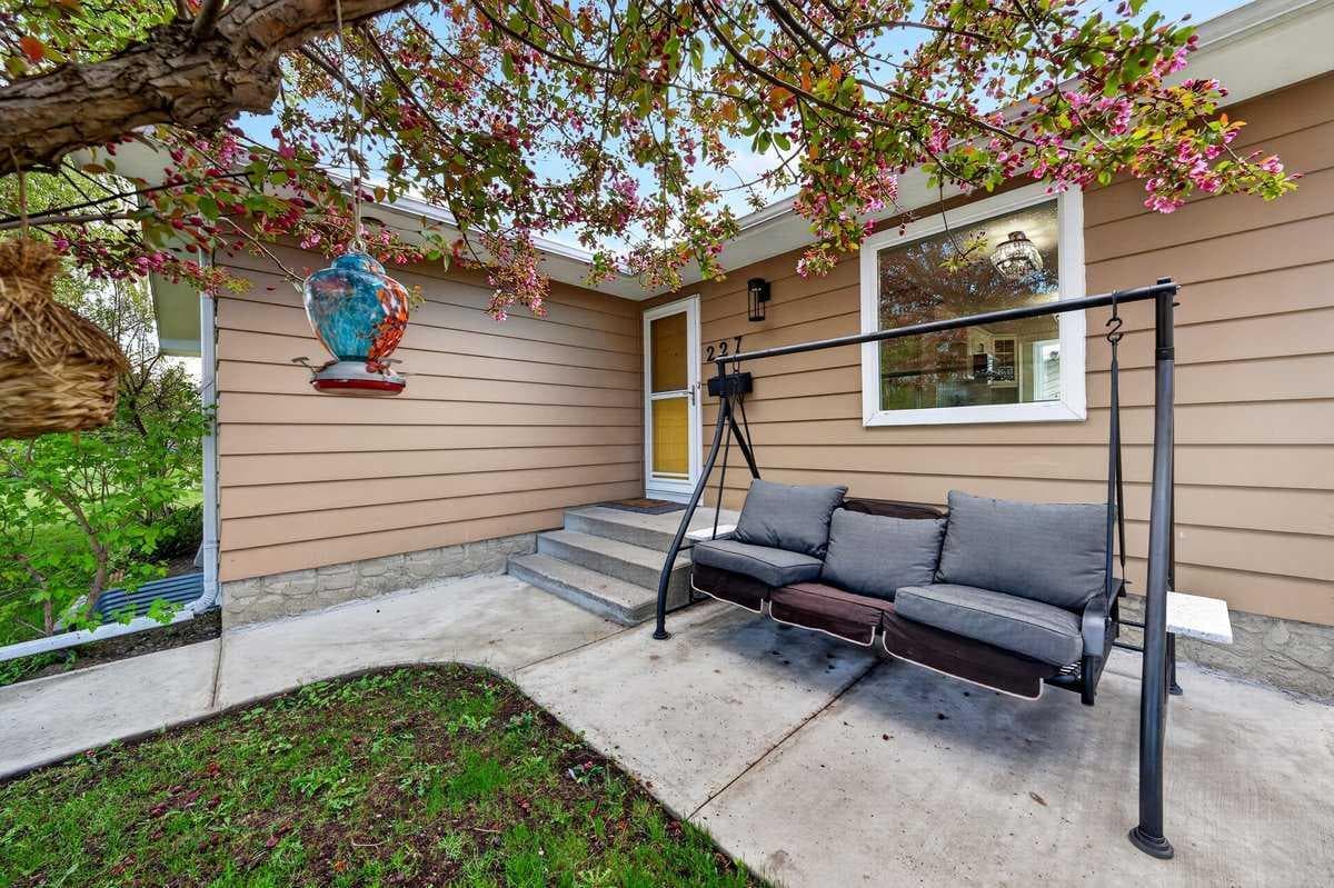 227 Martell Road NE