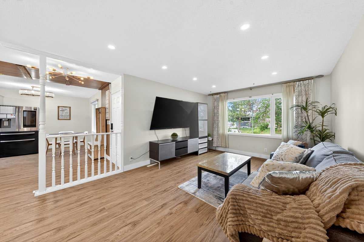 227 Martell Road NE