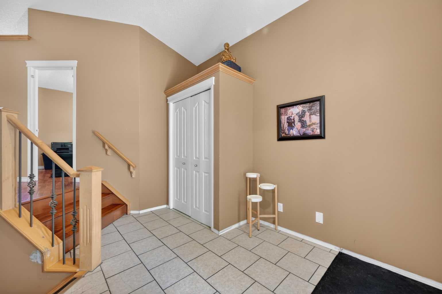 44 Bridlepost Green SW