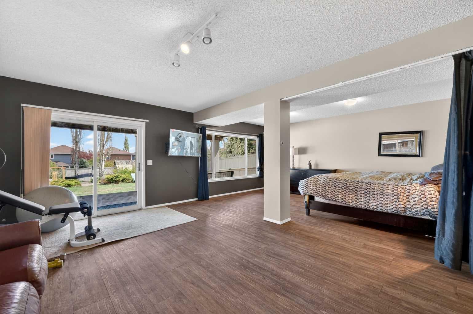 44 Bridlepost Green SW
