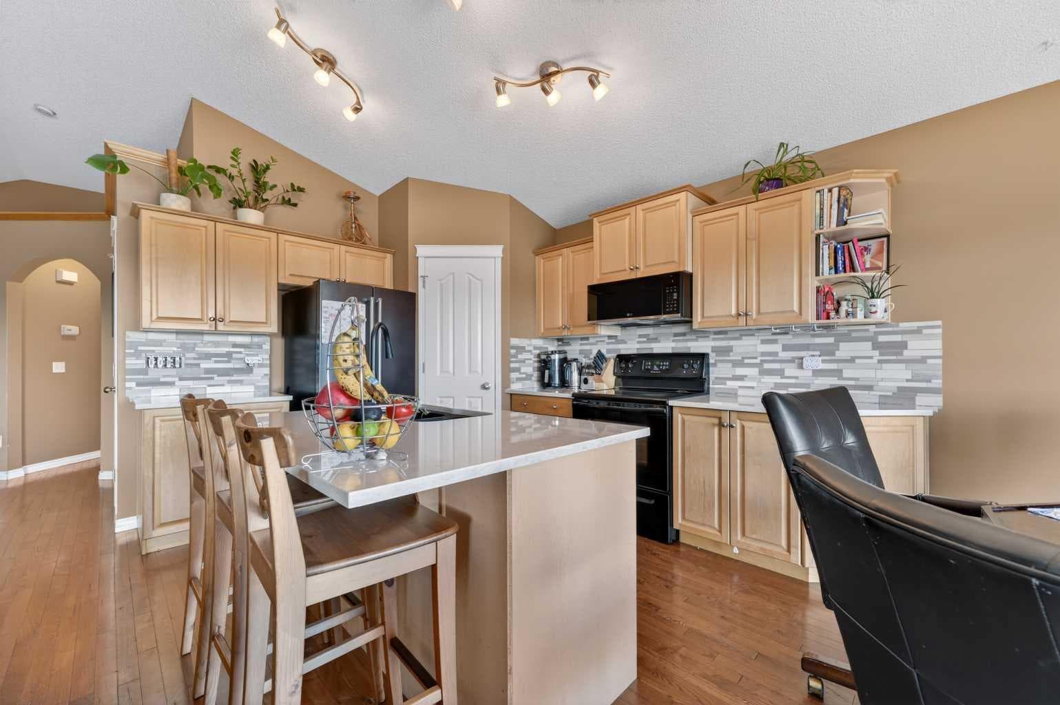 44 Bridlepost Green SW