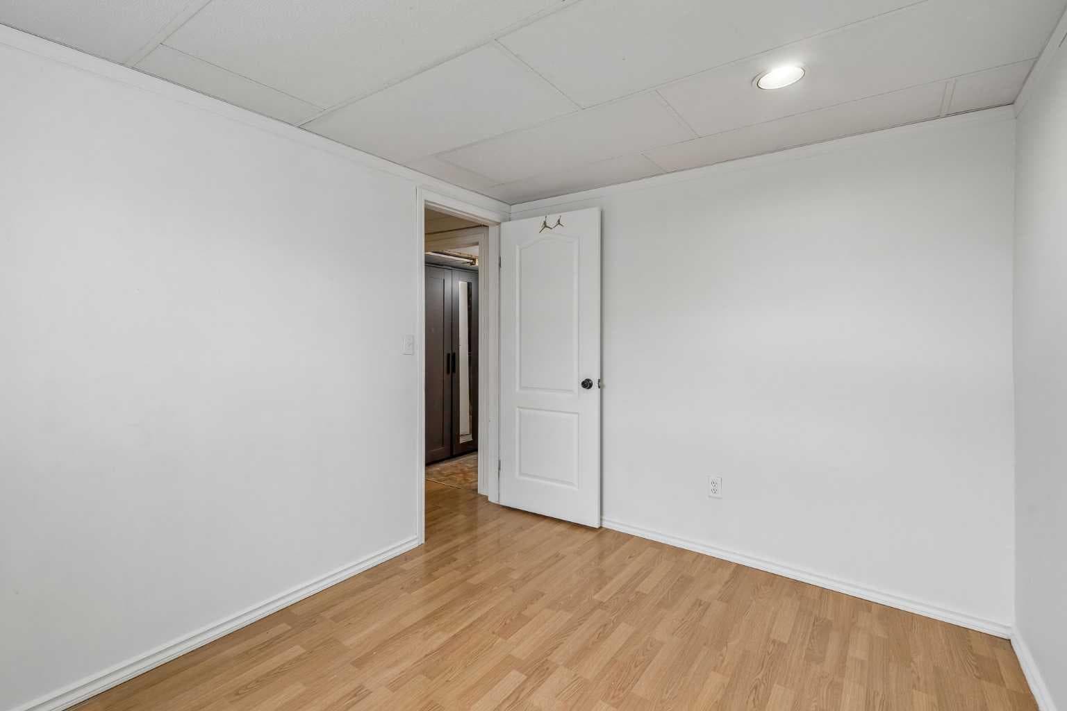 83 Appletree Close SE