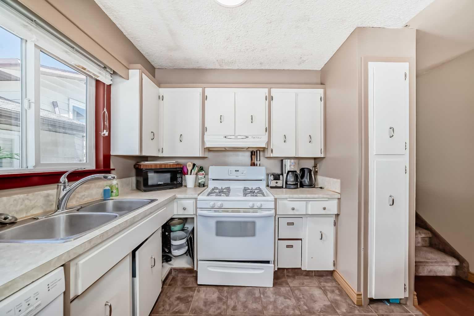 52 Beacham Road NW