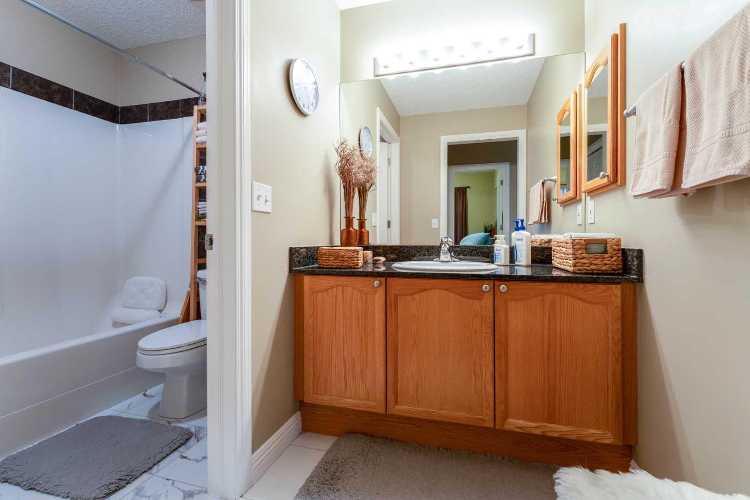 206, 8 Prestwick Pond Terrace SE