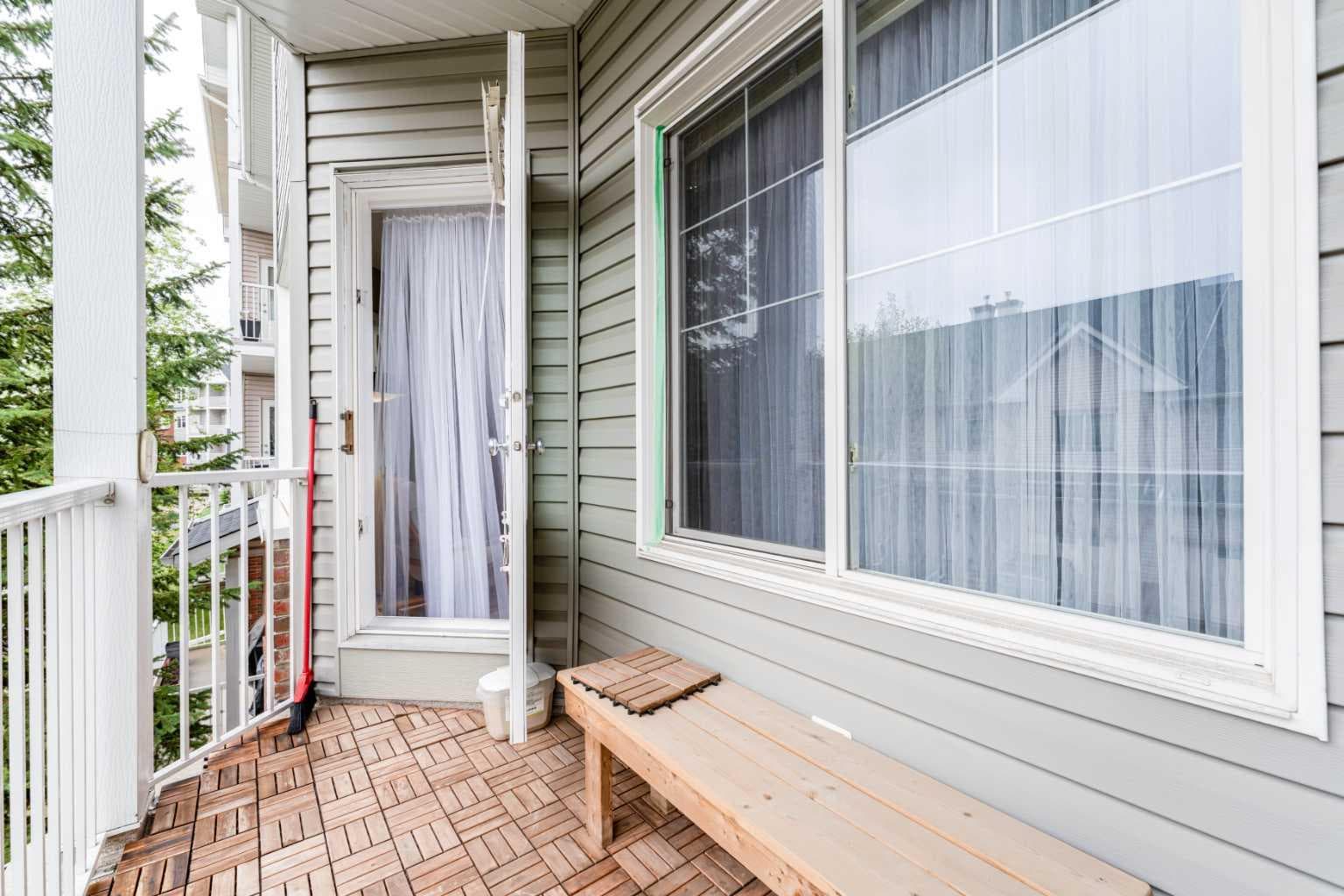 206, 8 Prestwick Pond Terrace SE