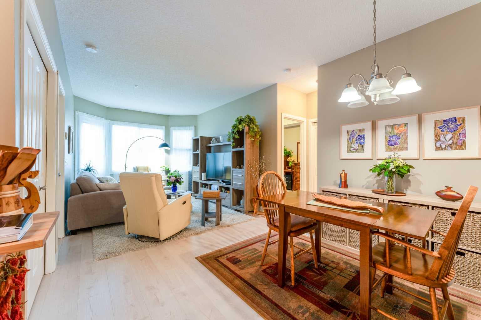 206, 8 Prestwick Pond Terrace SE