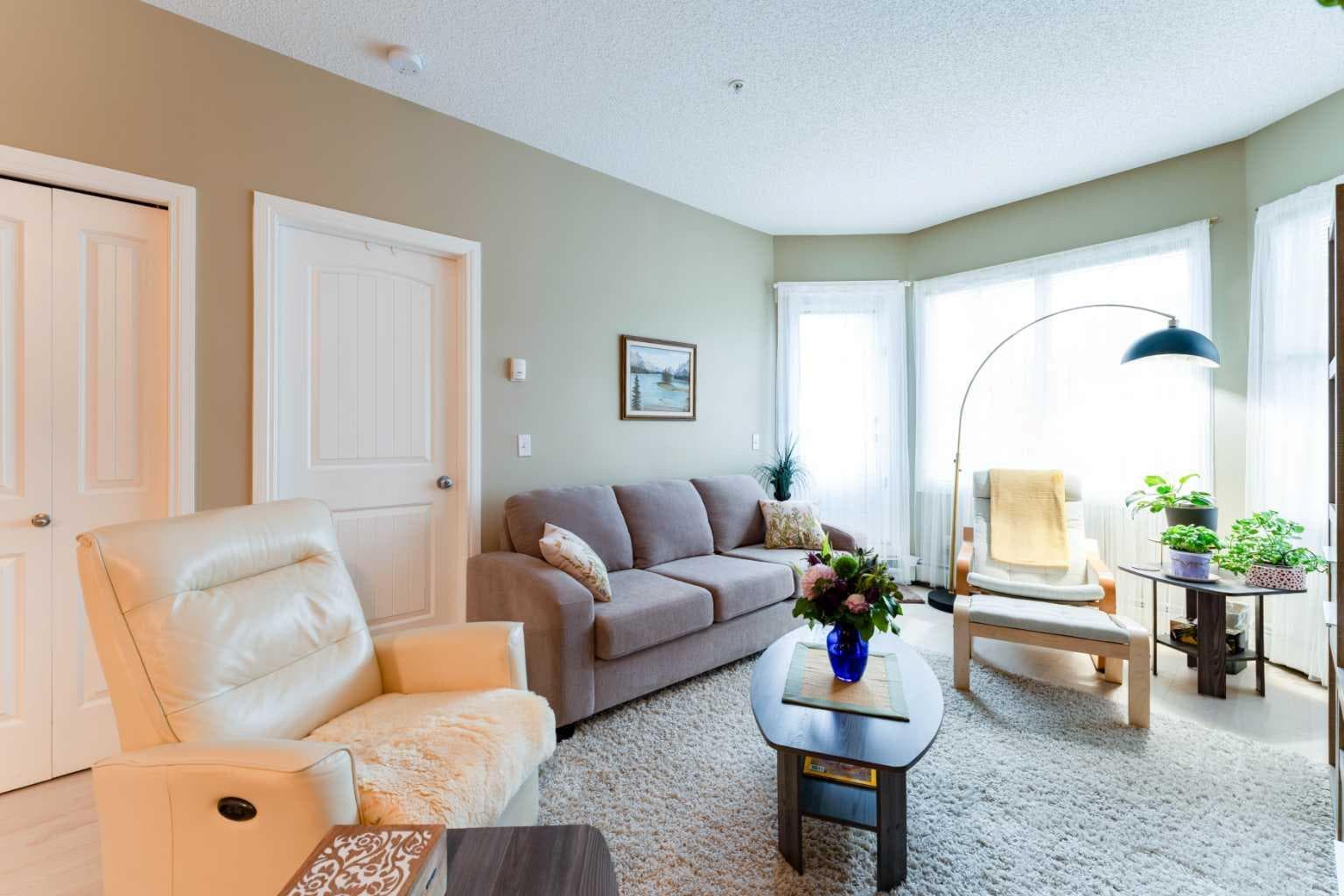 206, 8 Prestwick Pond Terrace SE