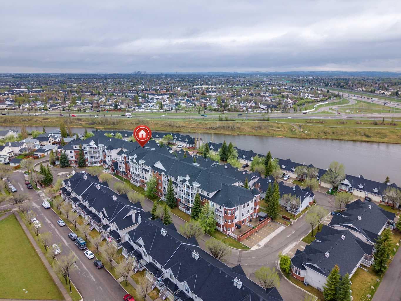 206, 8 Prestwick Pond Terrace SE