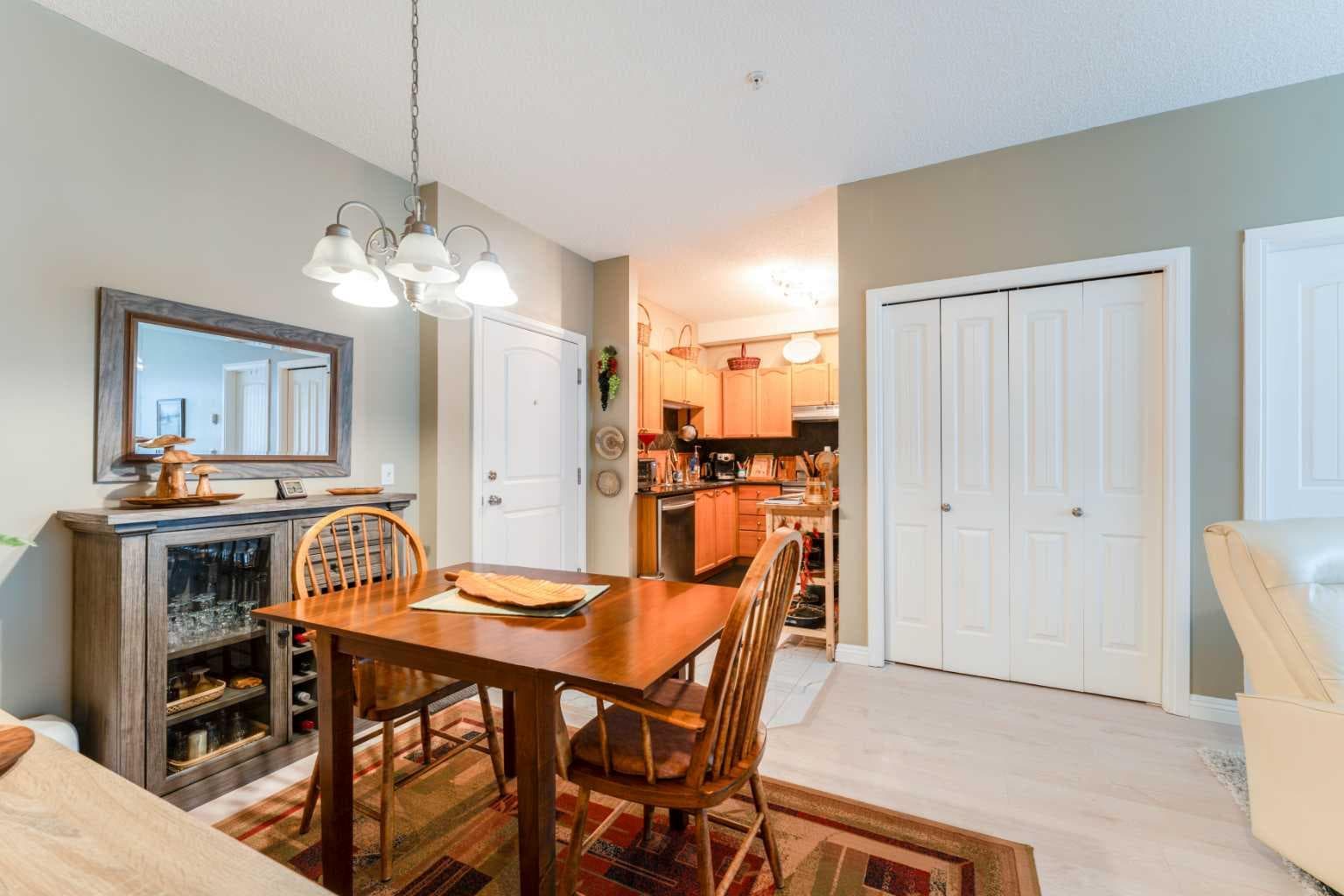 206, 8 Prestwick Pond Terrace SE
