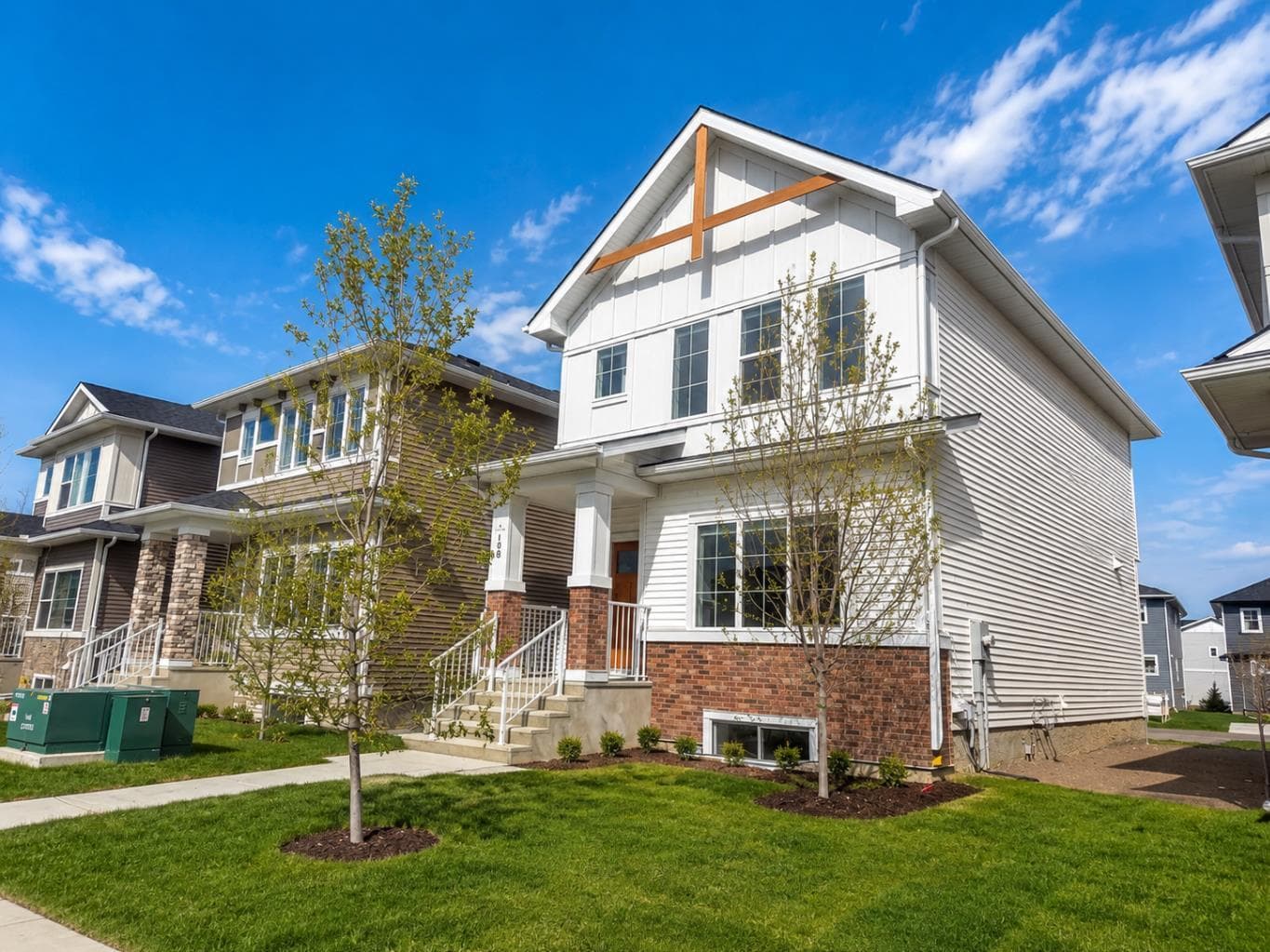 108 Bridgeport Green 