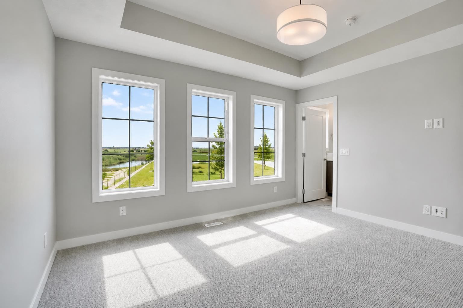 108 Bridgeport Green 