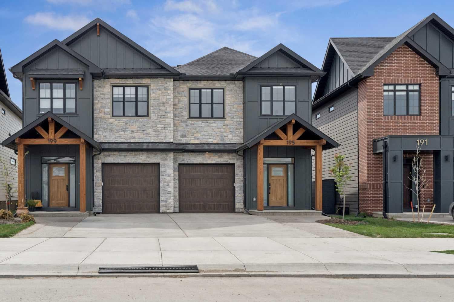 195 Greenwich Drive NW