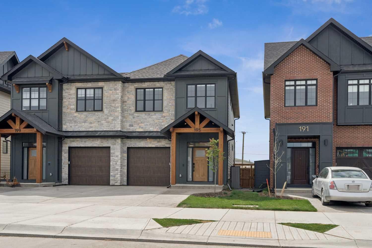 195 Greenwich Drive NW