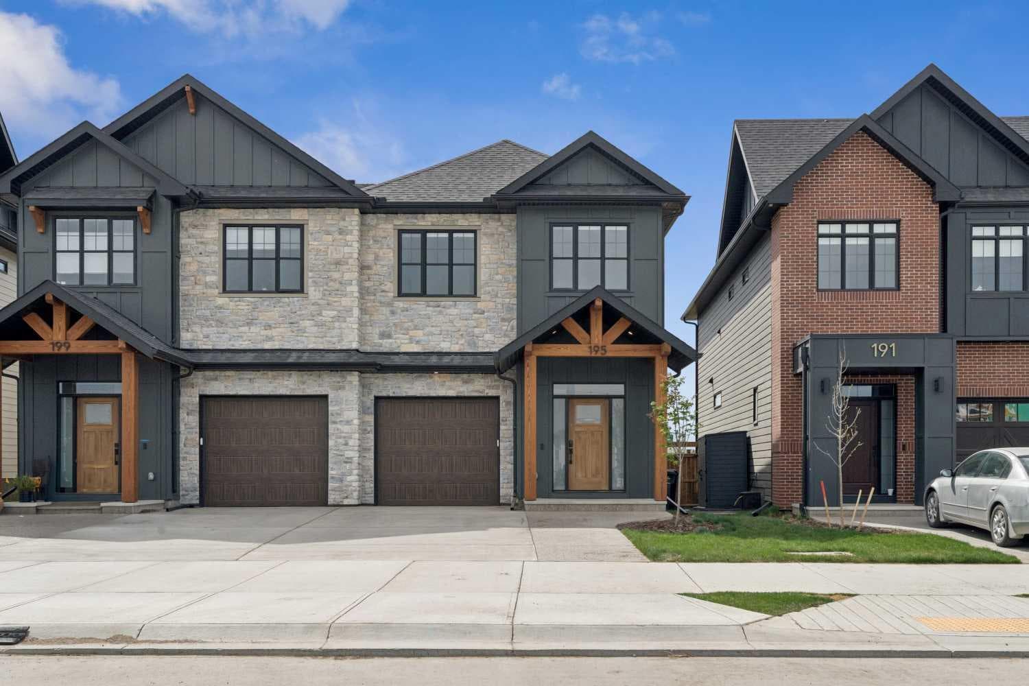195 Greenwich Drive NW