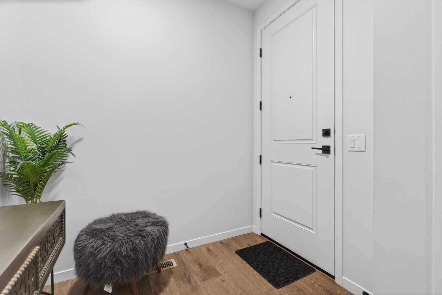 36 Royston Rise NW