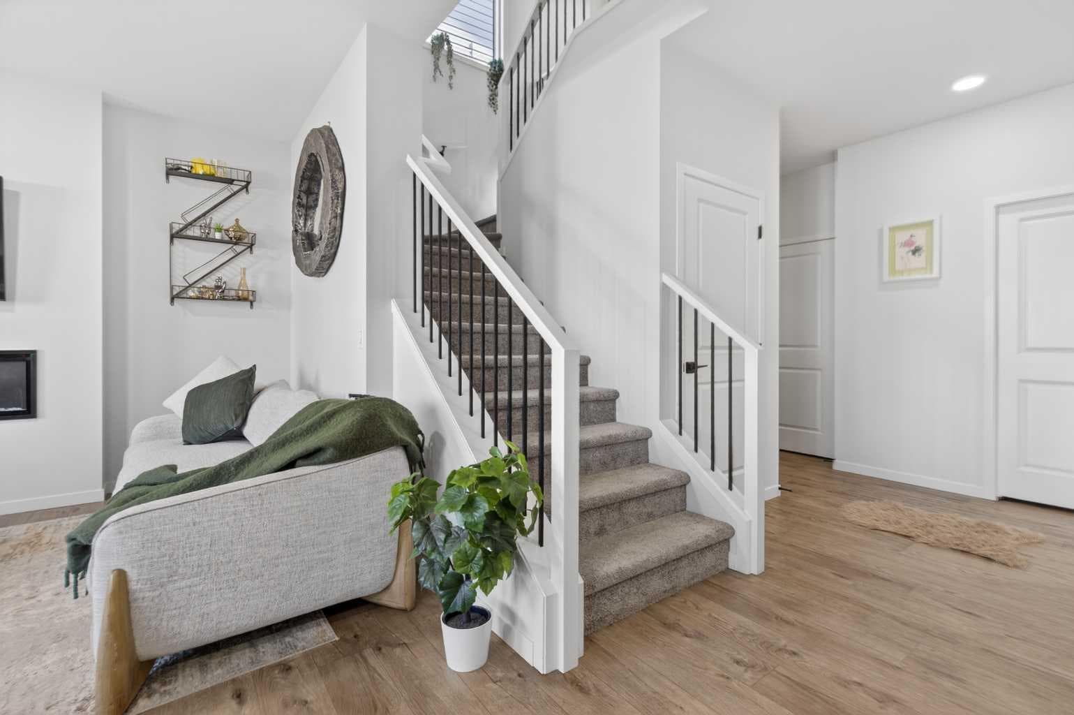 36 Royston Rise NW