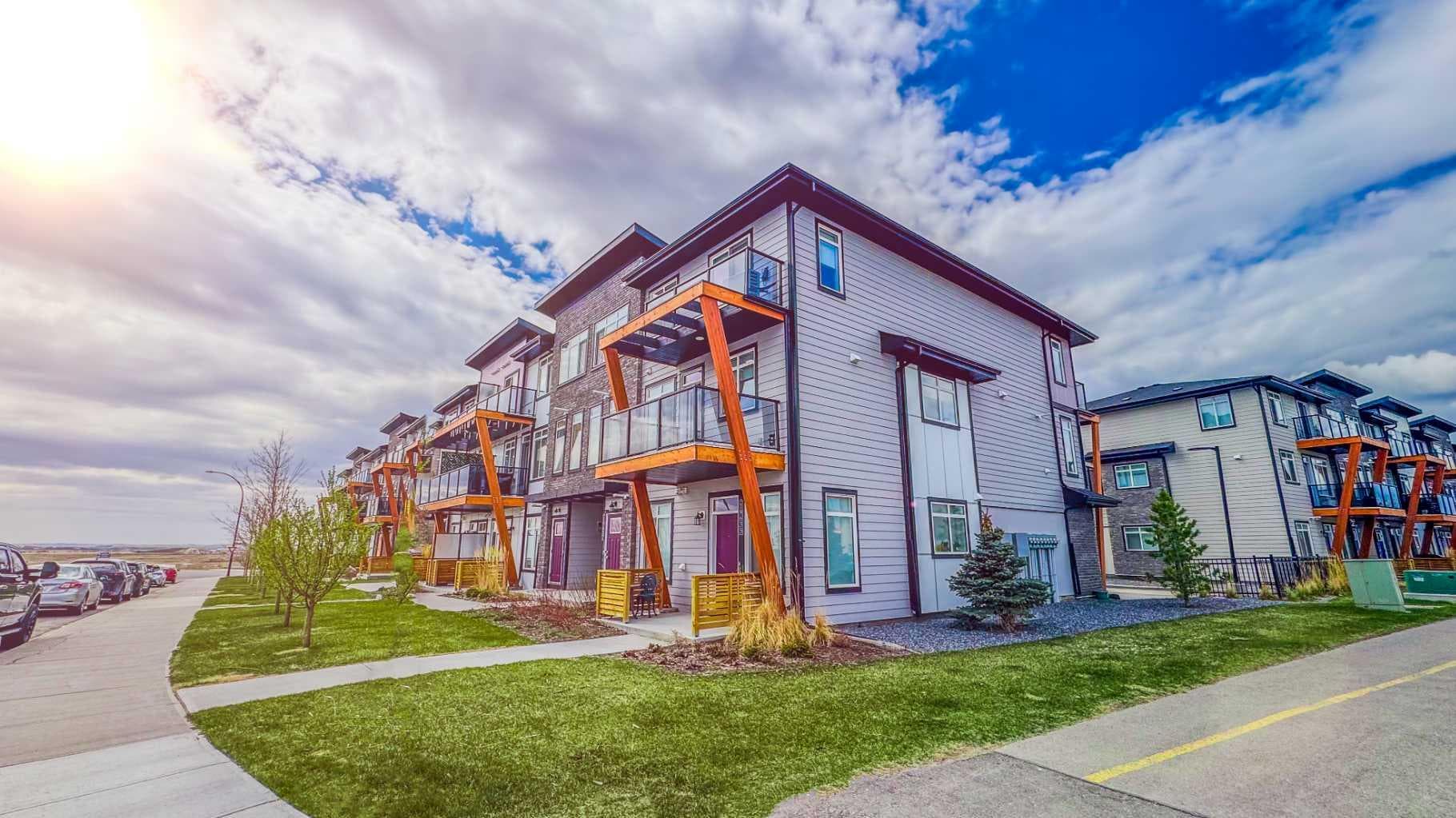 19637 48 Street SE