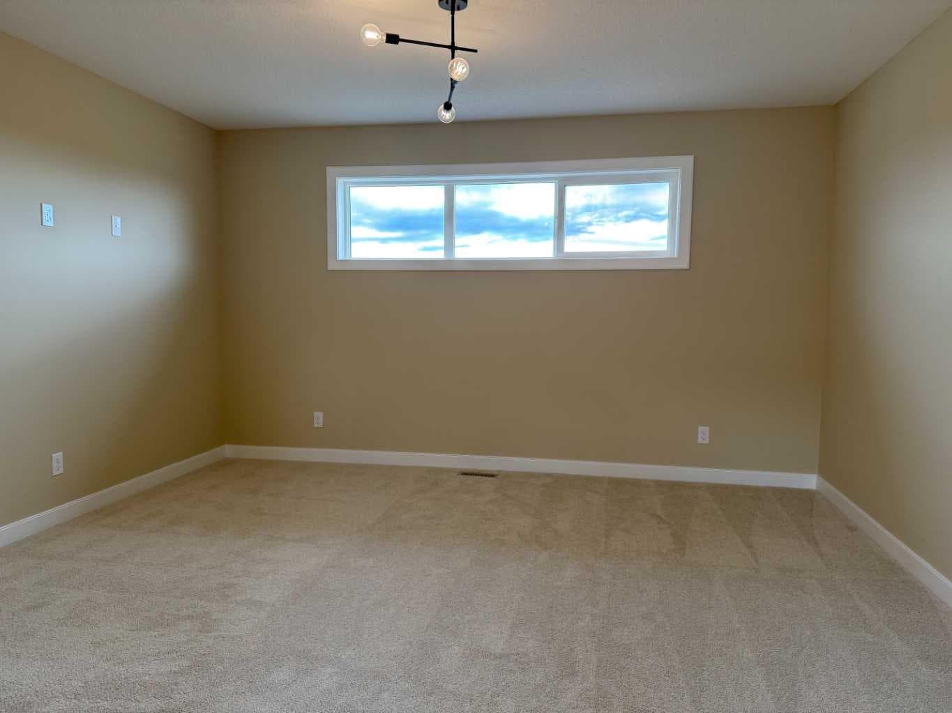 147 sundown Crescent 