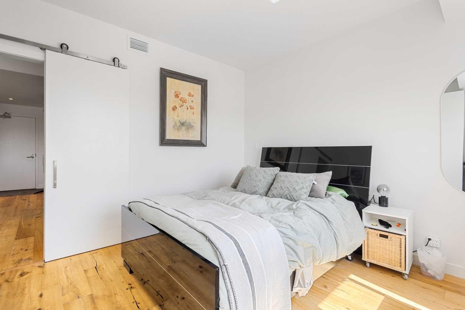 225, 63 Inglewood Park SE