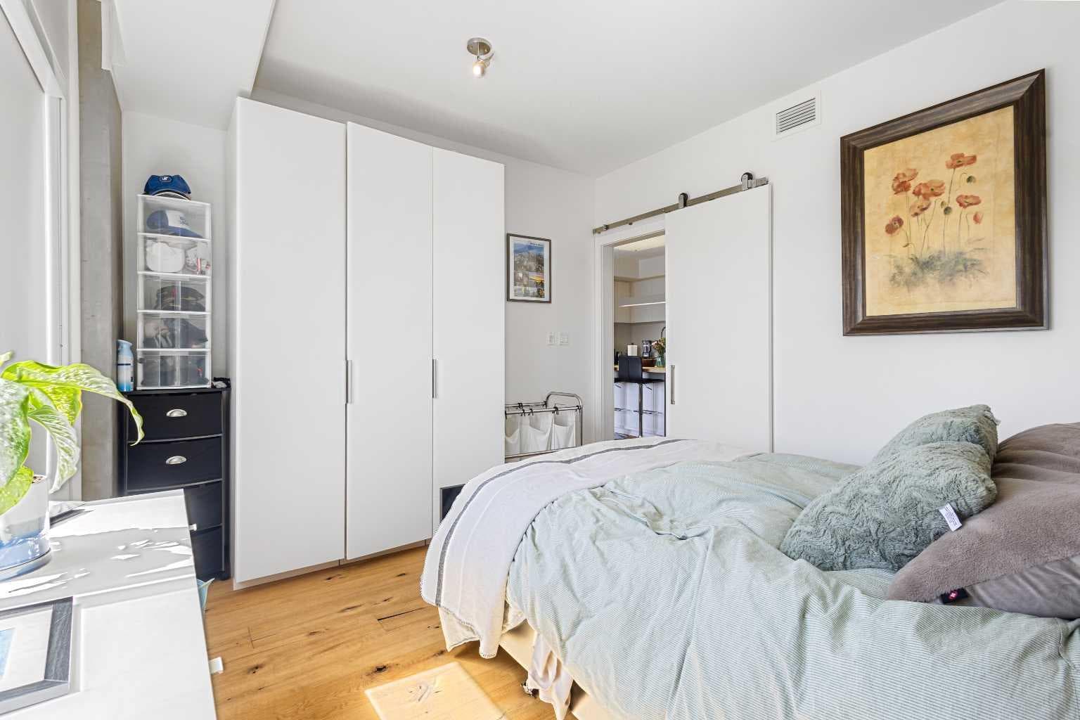 225, 63 Inglewood Park SE