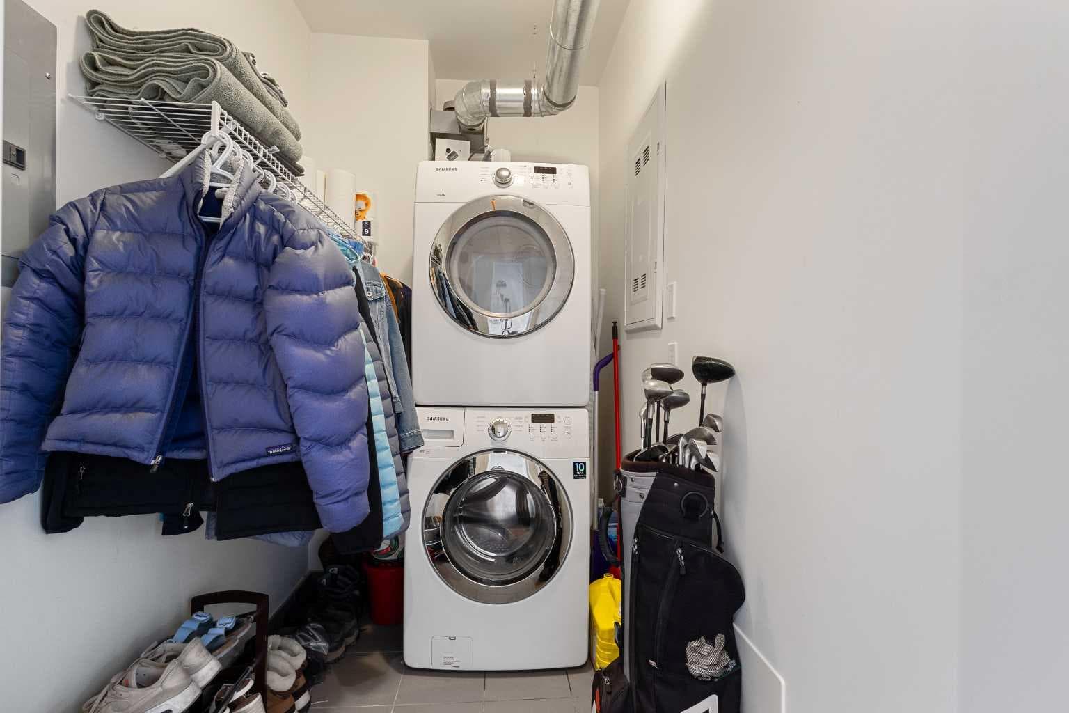 225, 63 Inglewood Park SE