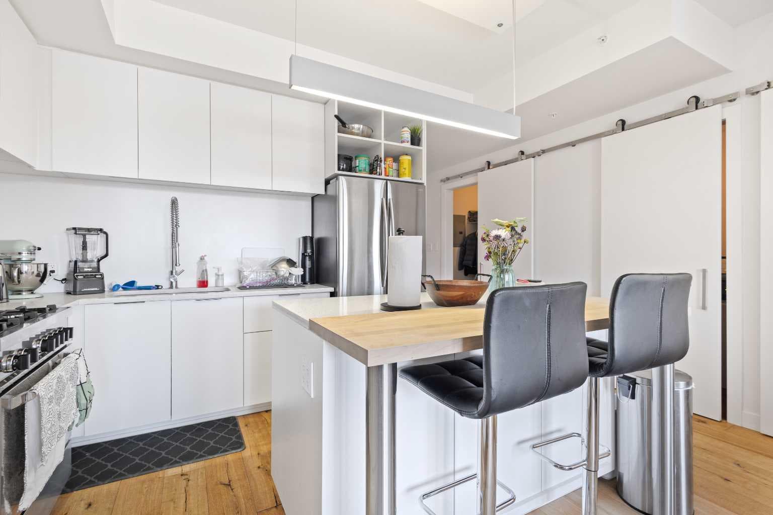225, 63 Inglewood Park SE