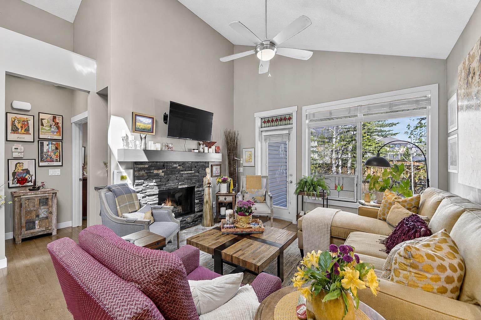 43 Cortina Villas SW
