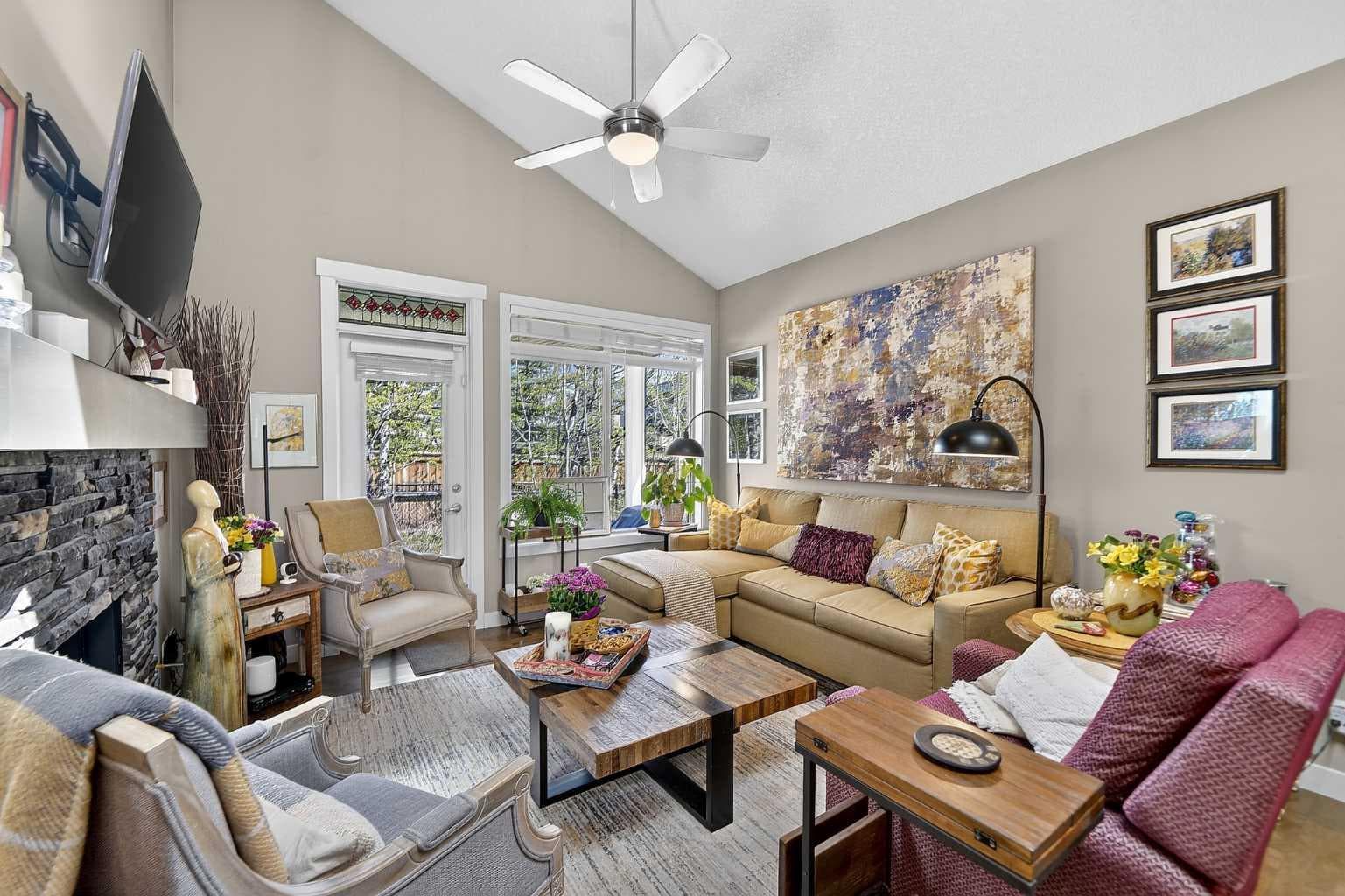 43 Cortina Villas SW