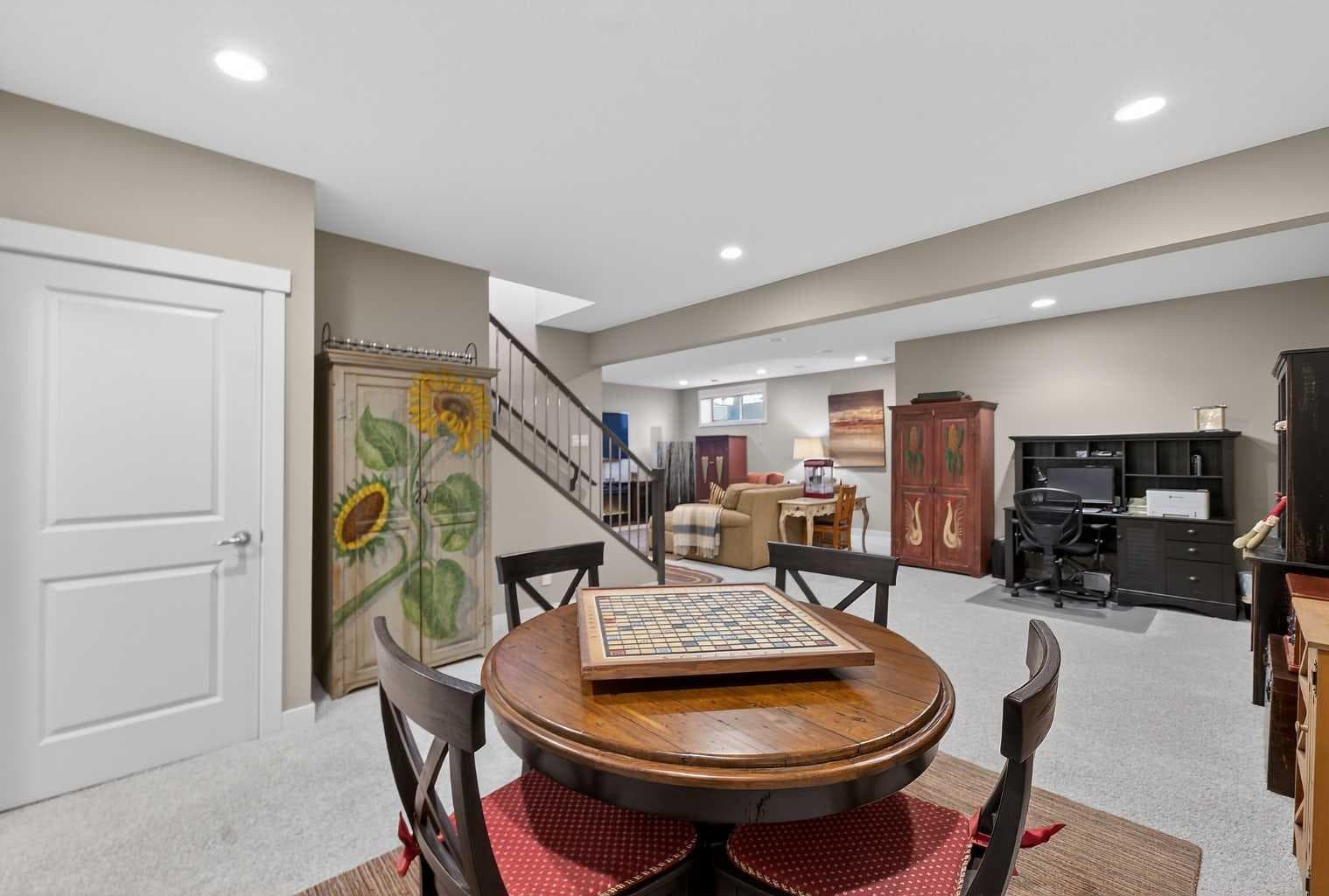 43 Cortina Villas SW