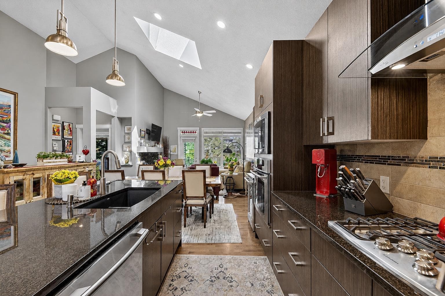 43 Cortina Villas SW