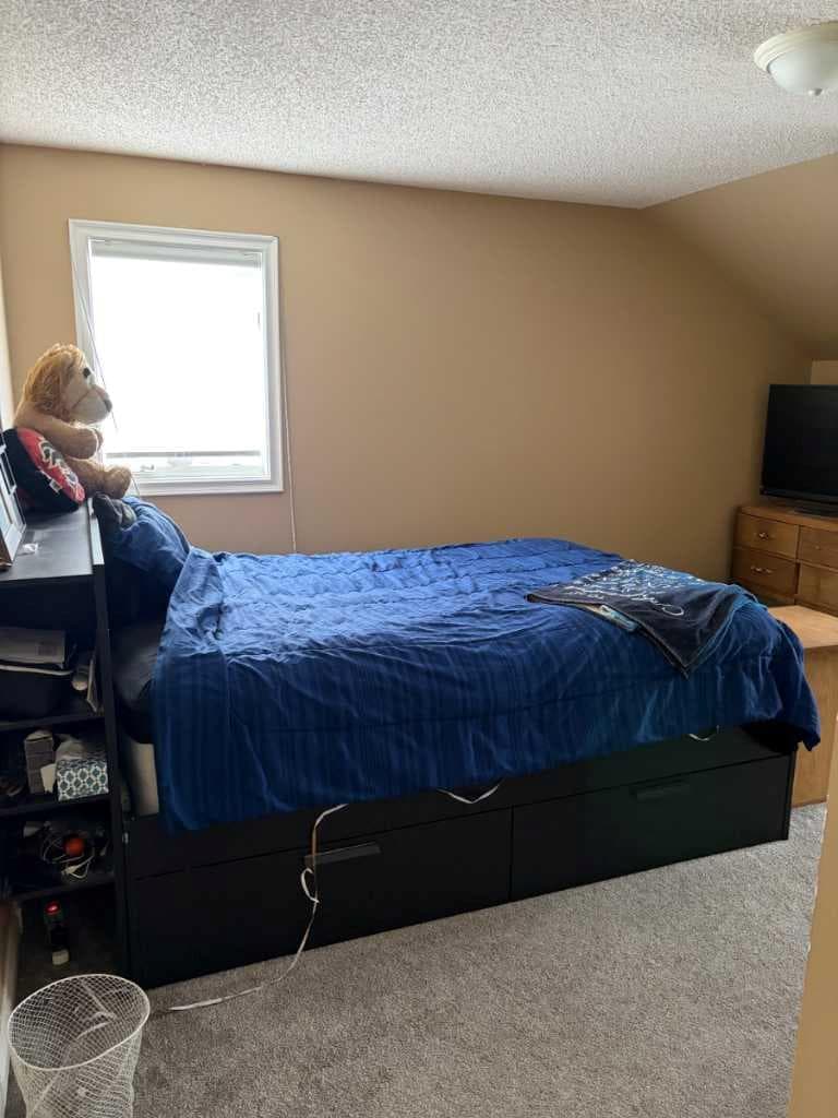 1065 East Chestermere Drive 