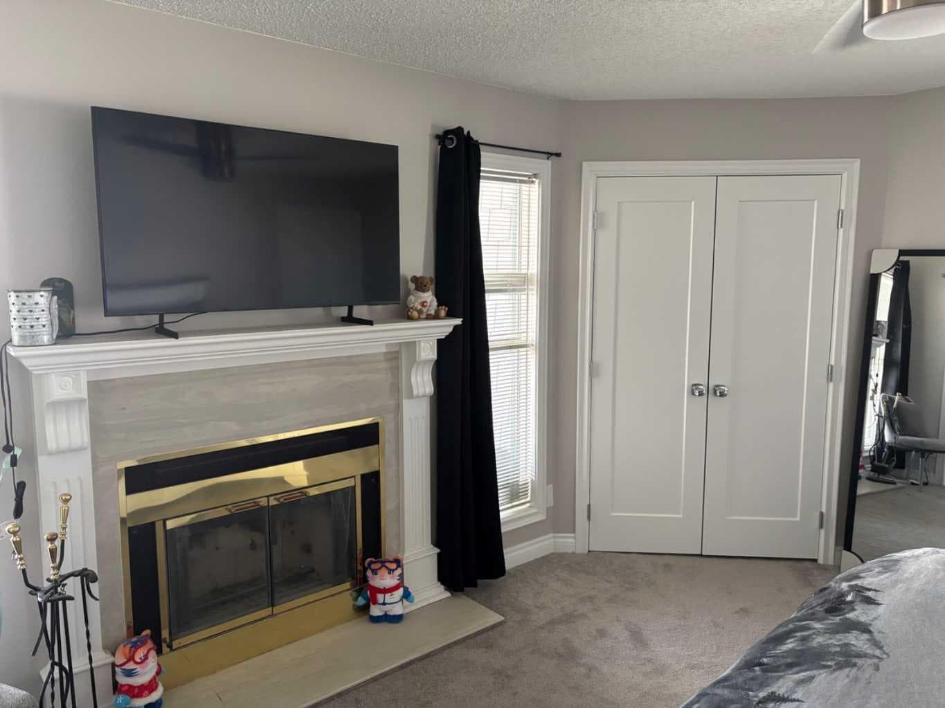 1065 East Chestermere Drive 