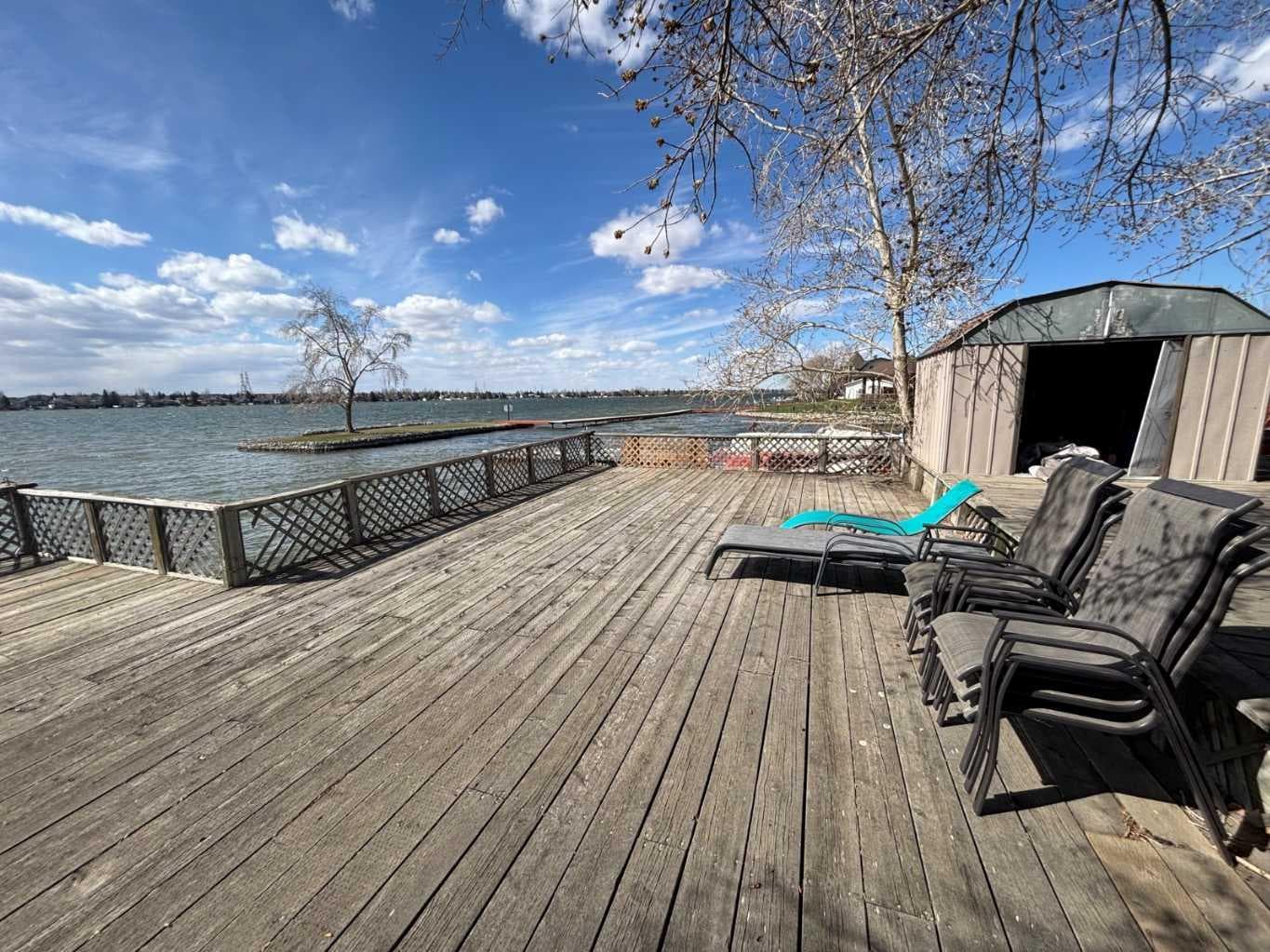 1065 East Chestermere Drive 